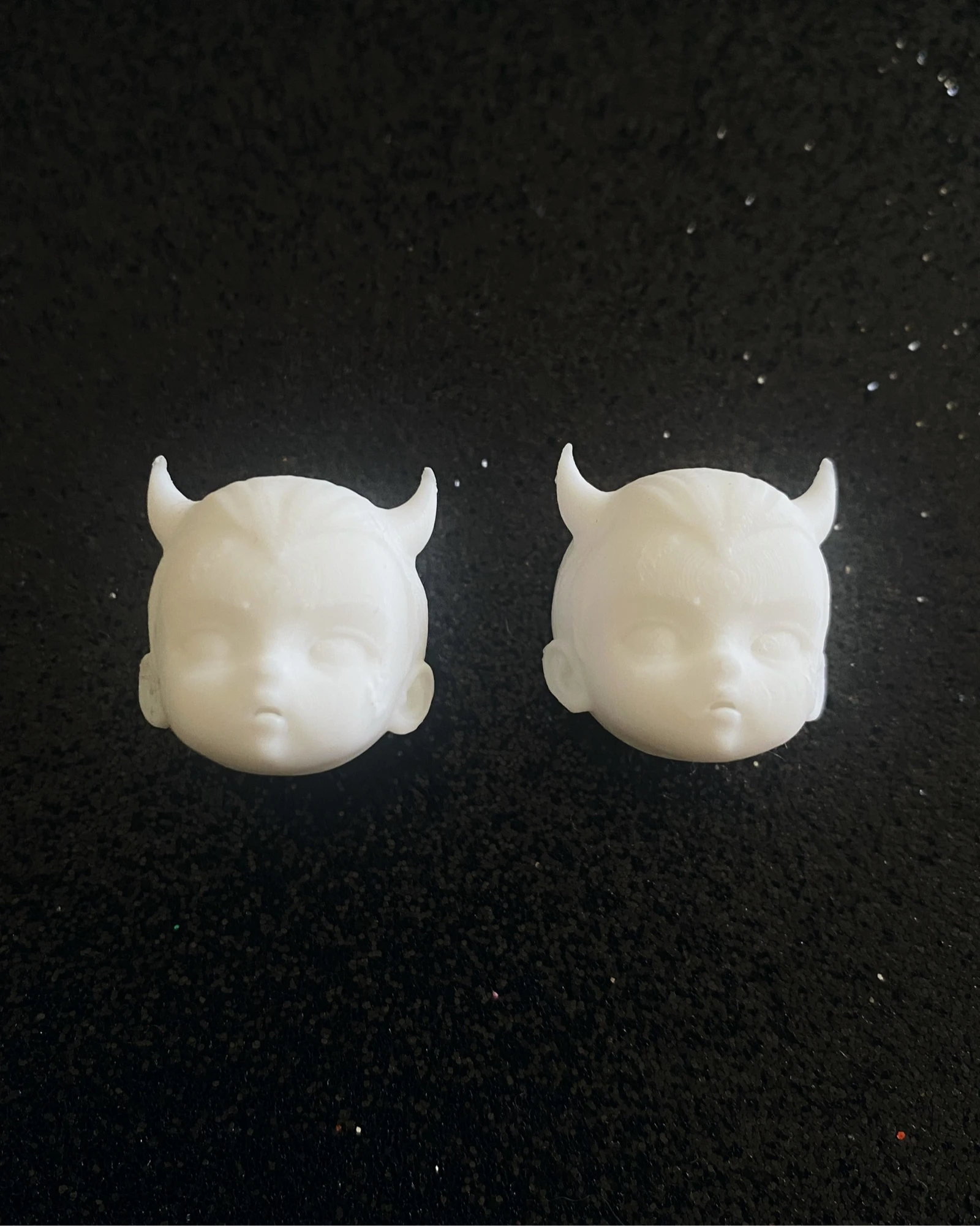 Brincos Cabeça de Boneca Diabo 3D - Estilo Alt / Goth / Creepy Cute – photo 4